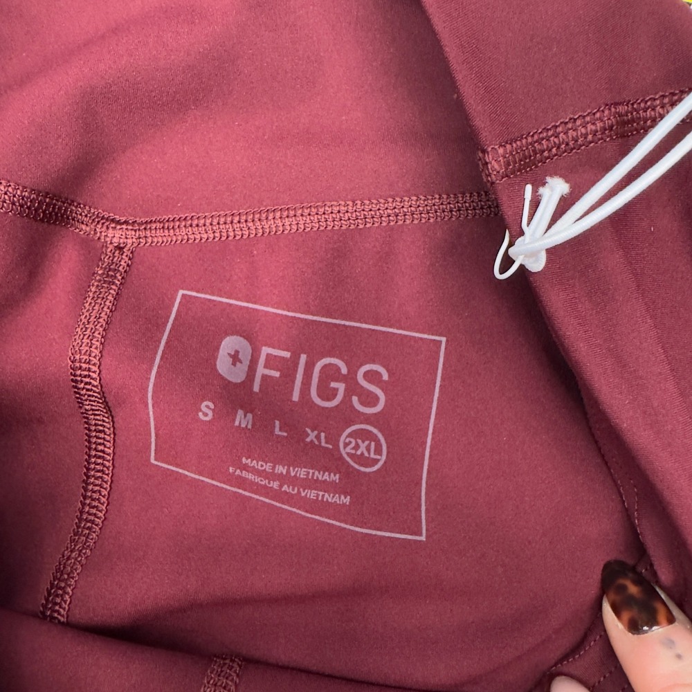 FIGS Seville Flare Scrub legging Burgundy Maroon Flare Scrub Pants 2XL NEW - Picture 4 of 7